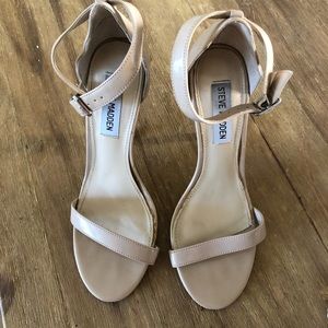 Steve Madden Tan Heels